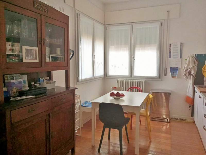 TRICAMERE PIU' STUDIO, CON GARAGE E AREA SCOPERTA ESCLUSIVA,  IN CONTESTO BIFAMILIARE A VICENZA -...