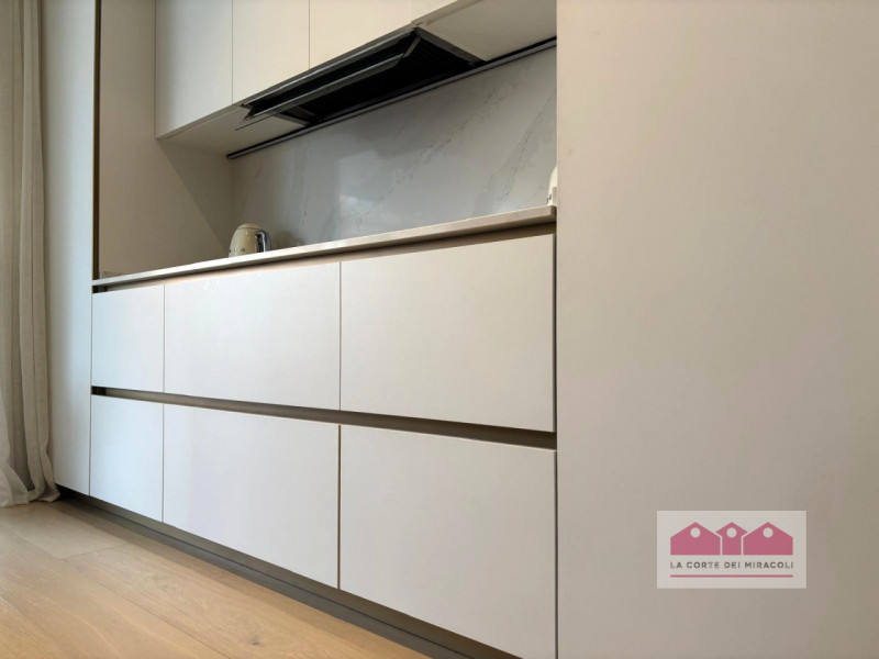 SAN GAETANO: NUOVO EDIFICIO, PIANO PRIMO: SOGGIORNO CON CUCINA A VISTA, TERRAZZA ABITABILE, TRE C...