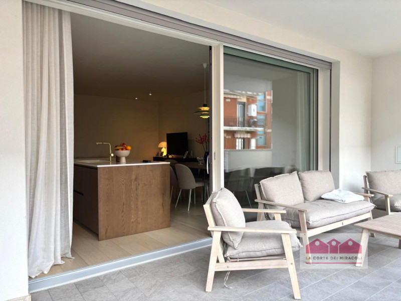 SAN GAETANO: NUOVO EDIFICIO, PIANO PRIMO: SOGGIORNO CON CUCINA A VISTA, TERRAZZA ABITABILE, TRE C...