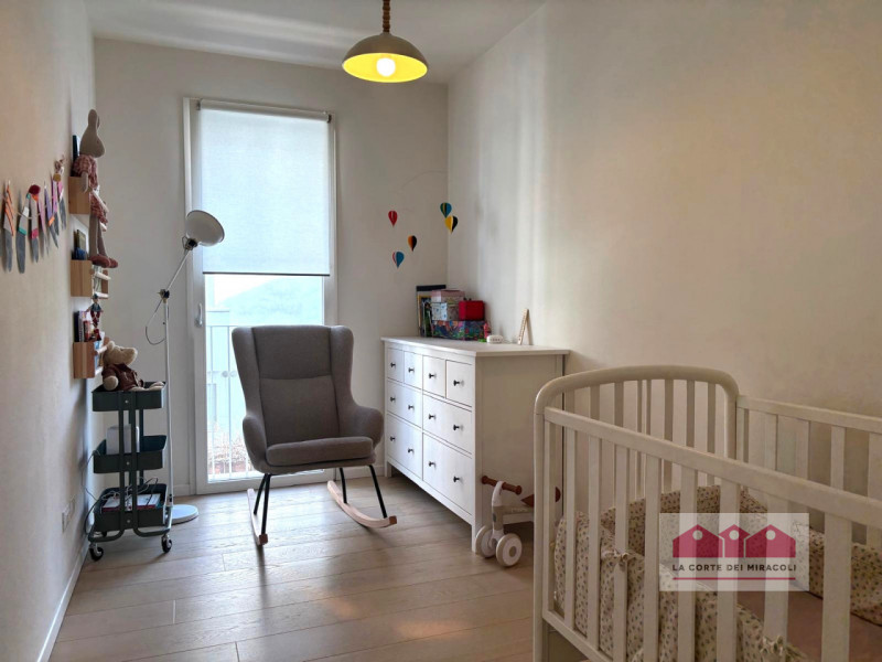 SAN GAETANO: NUOVO EDIFICIO, PIANO PRIMO: SOGGIORNO CON CUCINA A VISTA, TERRAZZA ABITABILE, TRE C...