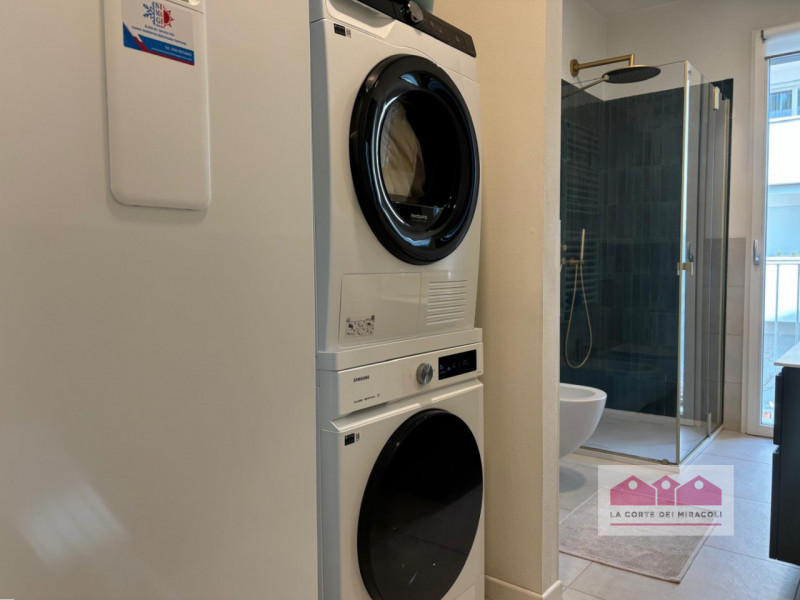 SAN GAETANO: NUOVO EDIFICIO, PIANO PRIMO: SOGGIORNO CON CUCINA A VISTA, TERRAZZA ABITABILE, TRE C...