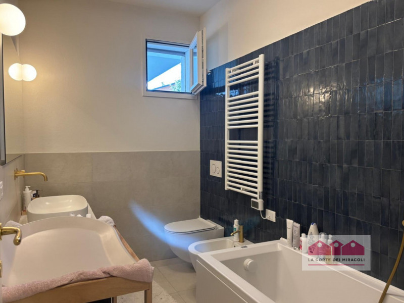 SAN GAETANO: NUOVO EDIFICIO, PIANO PRIMO: SOGGIORNO CON CUCINA A VISTA, TERRAZZA ABITABILE, TRE C...