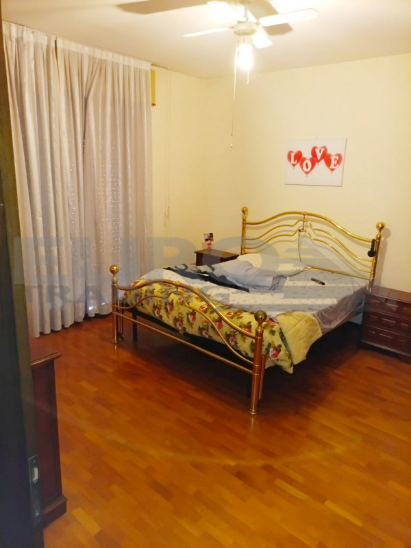 ZERO BRANCO: In zona residenziale tranquilla, proponiamo in vendita un luminoso appartamento tril...