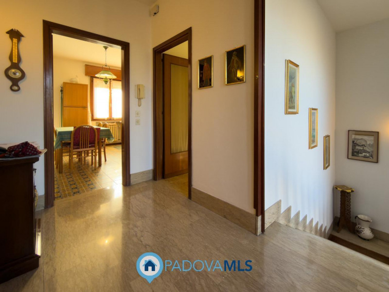 Immobile in esclusiva al Gruppo Padova MLS
PADOVA – Zona Ponte di Brenta

in una delle zone resid...