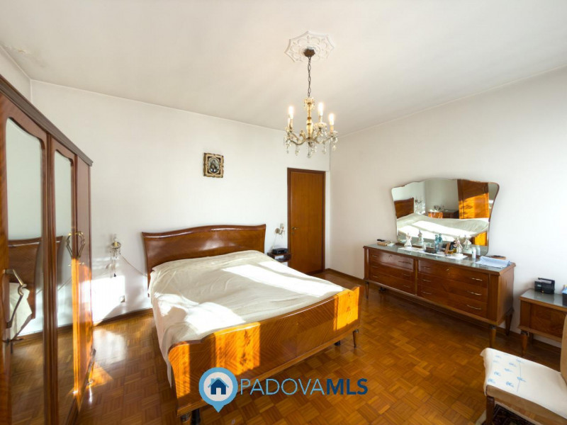 Immobile in esclusiva al Gruppo Padova MLS
PADOVA – Zona Ponte di Brenta

in una delle zone resid...