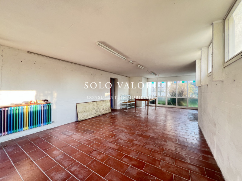 Rif. C346 (per info 338 9387816 Matteo)

Casa singola da ristrutturare situata in posizione centr...