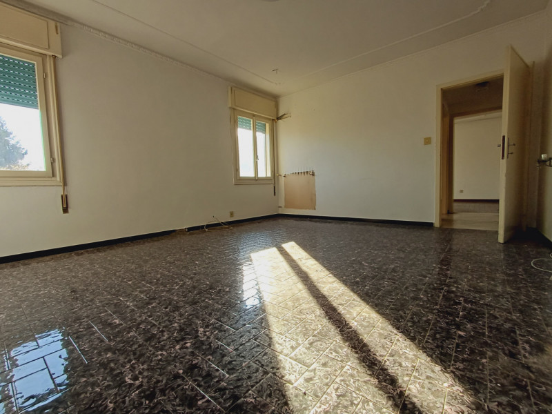 Nel pieno centro di Dueville, a pochi passi da tutti i principali servizi e con la piazza del pae...