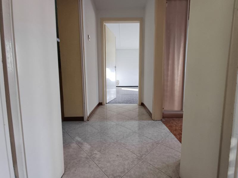 Nel pieno centro di Dueville, a pochi passi da tutti i principali servizi e con la piazza del pae...