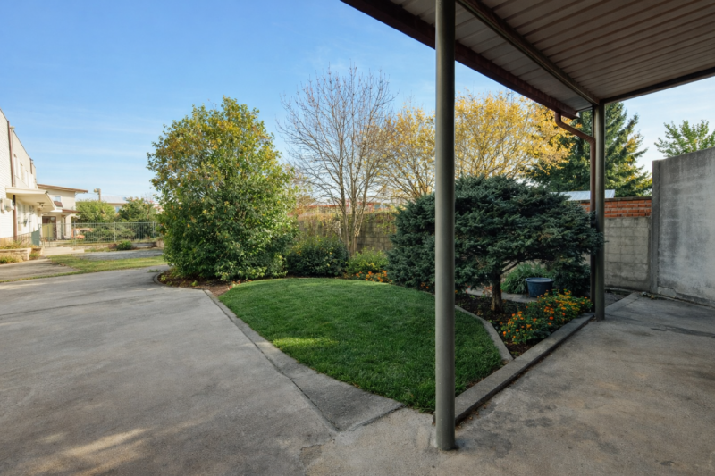 Nel pieno centro di Dueville, a pochi passi da tutti i principali servizi e con la piazza del pae...