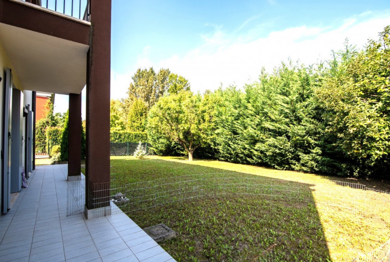 ABANO TERME   Proponiamo in vendita villetta in trifamiliare di circa 160 mq commerciali inserita...