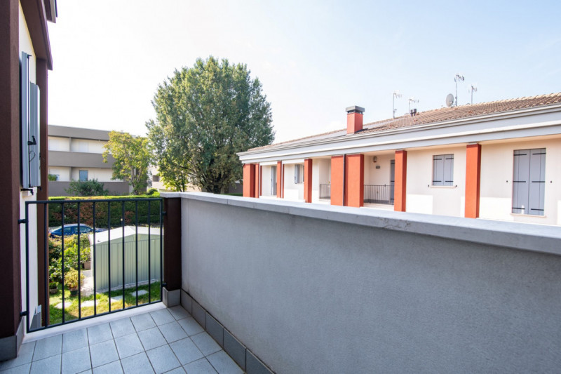 ABANO TERME   Proponiamo in vendita villetta in trifamiliare di circa 160 mq commerciali inserita...