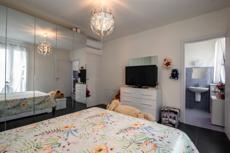 ABANO TERME   Proponiamo in vendita villetta in trifamiliare di circa 160 mq commerciali inserita...