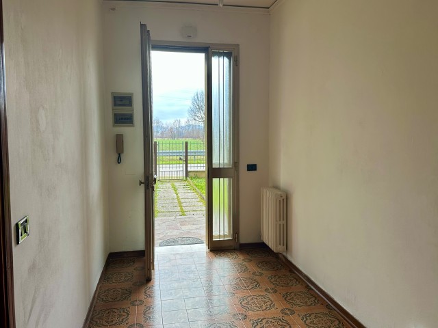 Ad Abano Terme, nella parte più verdeggiante del quartiere San Lorenzo, proponiamo in vendita por...