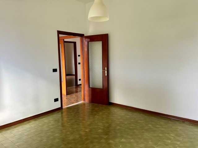 Abano Terme - San Lorenzo. In zona verdeggiante, appena fuori dal traffico cittadino, ben collega...