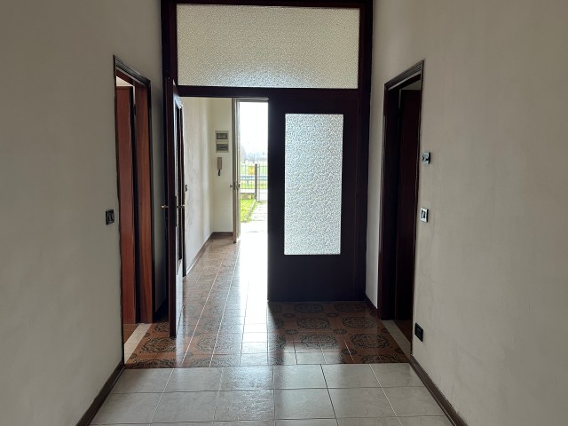 Ad Abano Terme, nella parte più verdeggiante del quartiere San Lorenzo, proponiamo in vendita por...