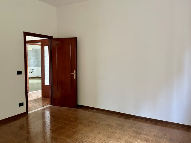 Ad Abano Terme, nella parte più verdeggiante del quartiere San Lorenzo, proponiamo in vendita por...