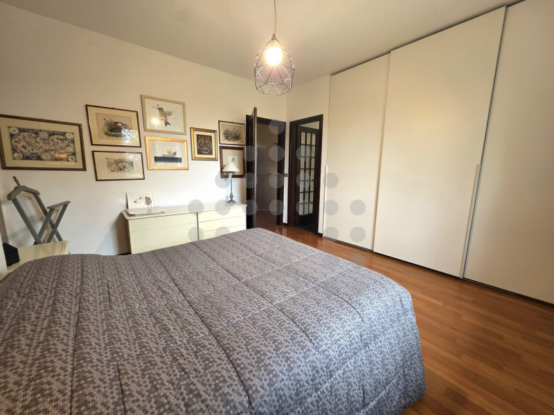 Due famiglie, un solo sogno: bifamiliare con 6.000 mq di giardino privato a Teolo

Due unità abit...