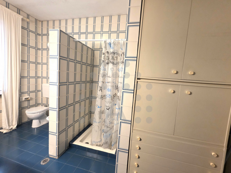 Due famiglie, un solo sogno: bifamiliare con 6.000 mq di giardino privato a Teolo

Due unità abit...