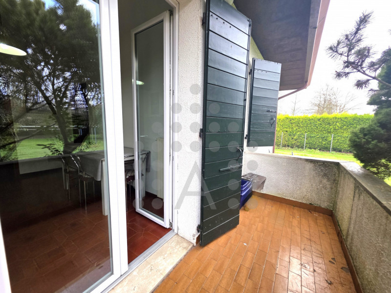 Due famiglie, un solo sogno: bifamiliare con 6.000 mq di giardino privato a Teolo

Due unità abit...