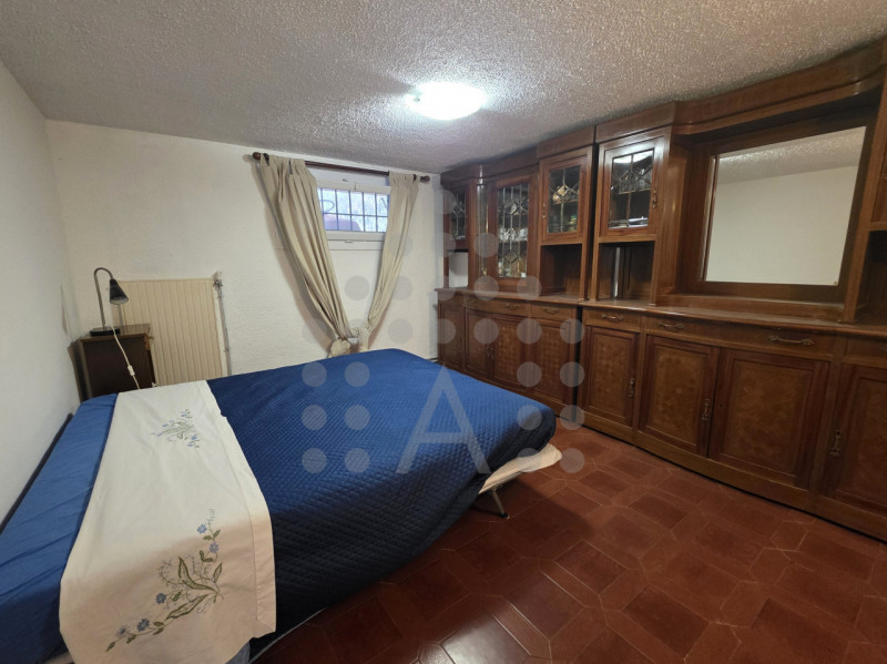 Due famiglie, un solo sogno: bifamiliare con 6.000 mq di giardino privato a Teolo

Due unità abit...