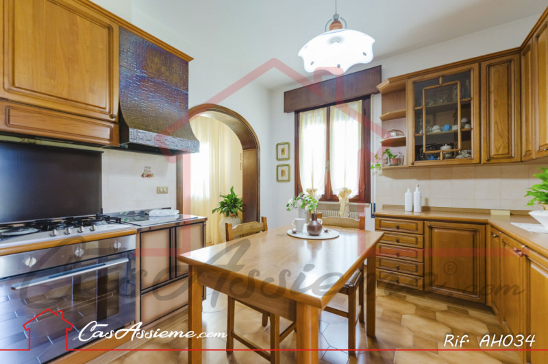 Rif. AH034
NOSTRA ESCLUSIVA
Nel comune di Giavera del Montello, fraz. Cusignana, proponiamo in ve...