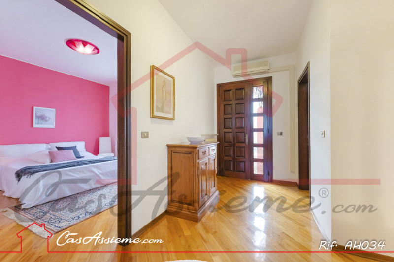 Rif. AH034
NOSTRA ESCLUSIVA
Nel comune di Giavera del Montello, fraz. Cusignana, proponiamo in ve...