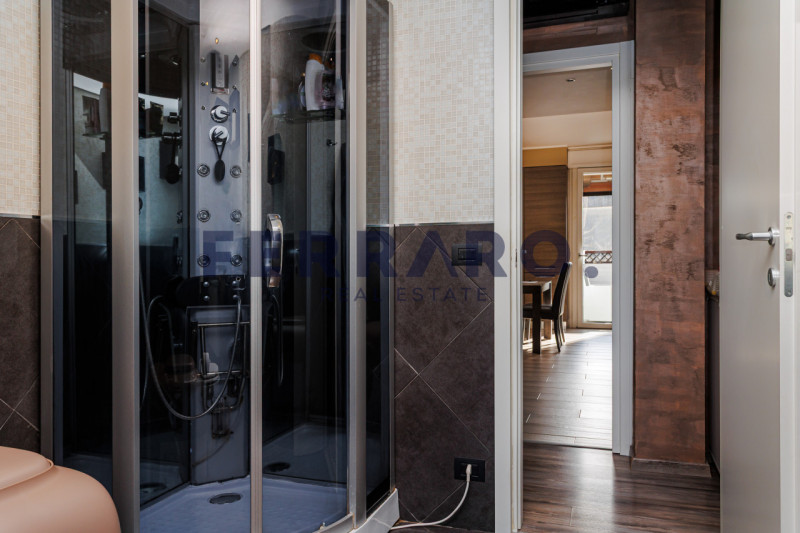 Preganziol. Codice LV6. Proponiamo in vendita appartamento quadrilocale al primo piano con terraz...