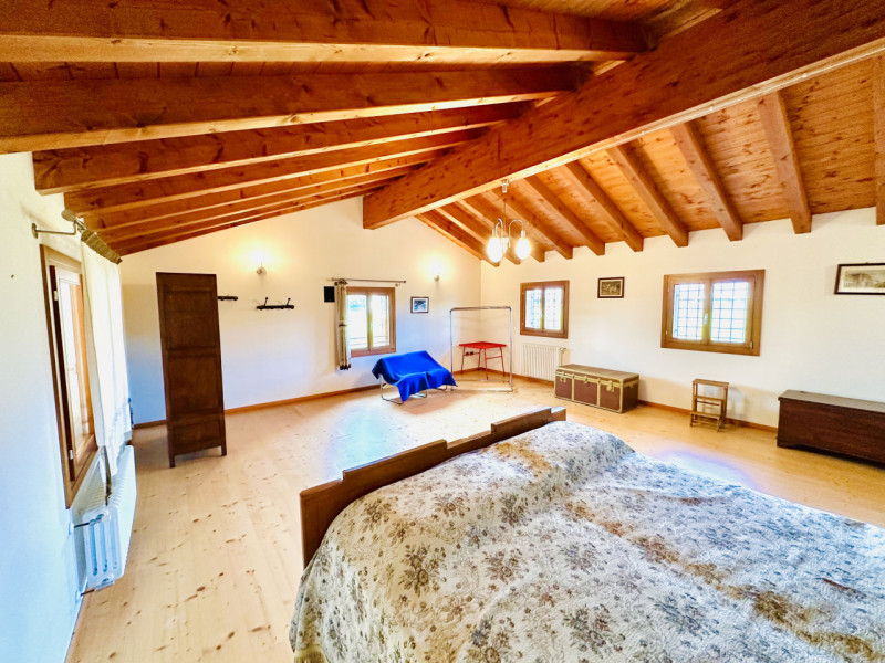 ROSA': inserita in un contesto ai confini della vicina Bassano del Grappa, CASA SINGOLA con finit...