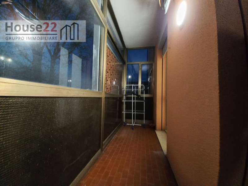 PADOVA - Disponibile da Febbraio, STANZA ARREDATA in ampio appartamento di 125 MQ al piano primo ...