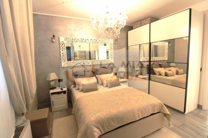 PONTE SAN NICOLO' - Località Roncaglia: Mini appartamento posto al piano terra con scoperto priva...