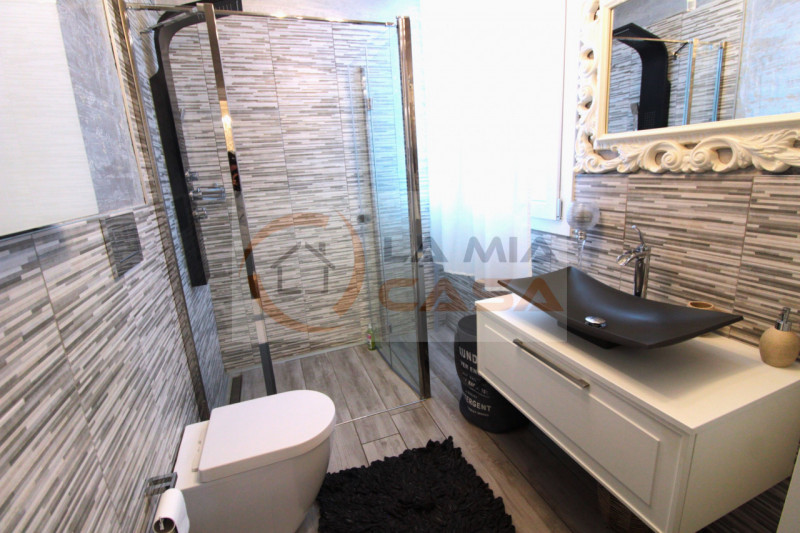 PONTE SAN NICOLO' - Località Roncaglia: Mini appartamento posto al piano terra con scoperto priva...