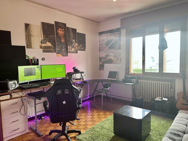 Abano Terme - San Lorenzo. In zona verdeggiante, appena fuori dal traffico cittadino, ben collega...