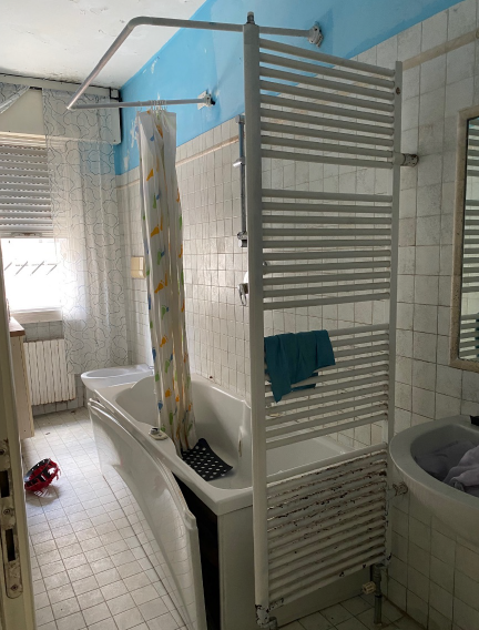 Rif. A.A.355-24

Vendita all'asta - appartamento al 1° piano con garage in data 18 febbraio 2026
...