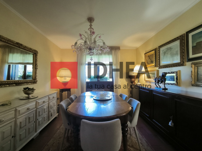 CAORLE CENTRO RIF "FRC2"

In uno dei quartieri più esclusivi di Caorle, a soli 300 metri dal mare...