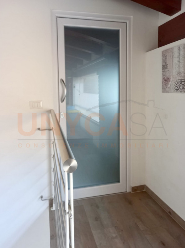 MESTRINO - Arleseg: proponiamo un accogliente appartamento situato al piano primo. L’immobile si ...