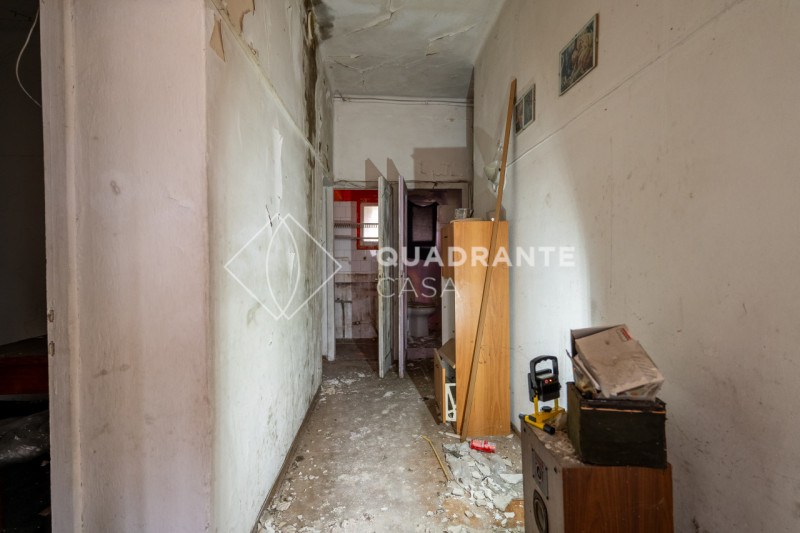 Nel cuore di Teolo, proponiamo in vendita IN BLOCCO una rara opportunità immobiliare composta da ...