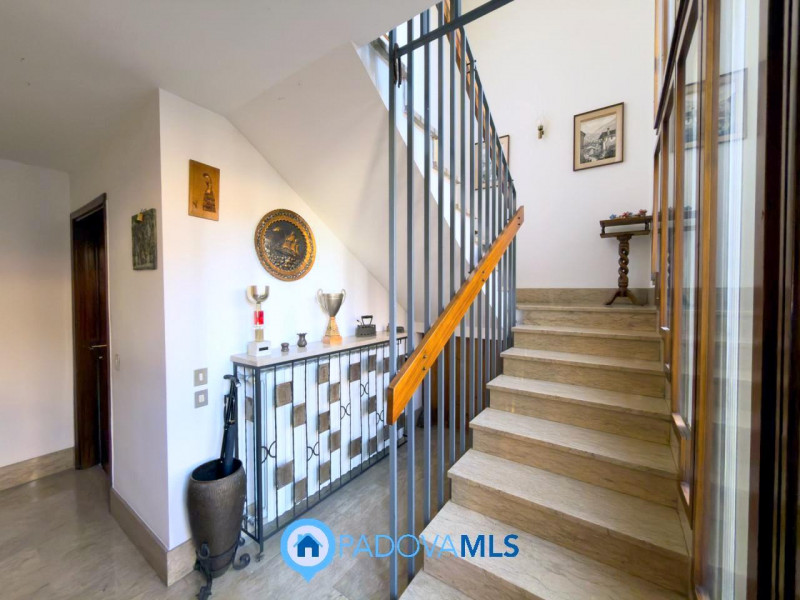 Immobile in esclusiva al Gruppo Padova MLS

PADOVA – Zona Ponte di Brenta
In un contesto residenz...