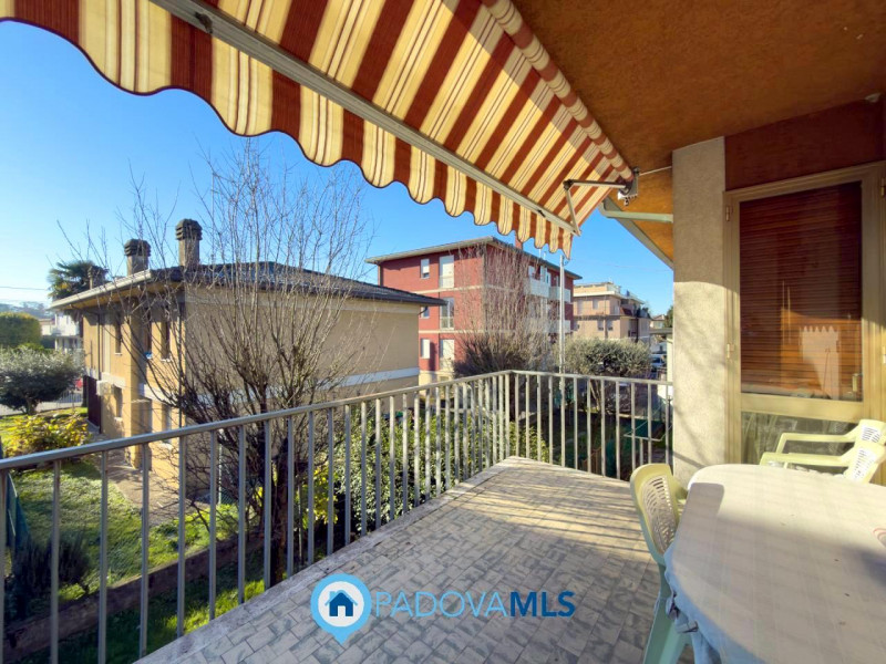 Immobile in esclusiva al Gruppo Padova MLS

PADOVA – Zona Ponte di Brenta
In un contesto residenz...