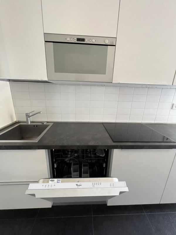 Nel cuore della zona industriale di Mestrino, a pochi passi dal centro e dai principali servizi, ...