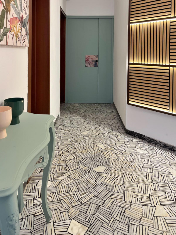 SAN BORTOLO

Inserito in una via interna tranquilla e in un contesto residenziale ben abitato. L’...