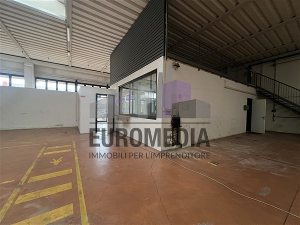 Rif. 1558 – ANTONIO – Per informazioni: 338.4892021
EUROMEDIA propone in locazione un interessant...