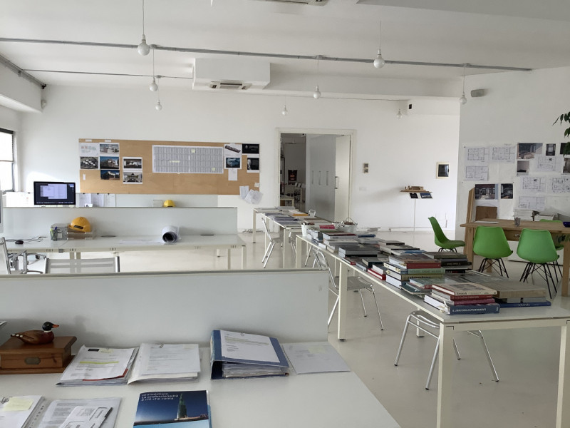 ESCLUSIVA Palladio Re Group - Proponiamo in locazione un elegante laboratorio con finiture da uff...