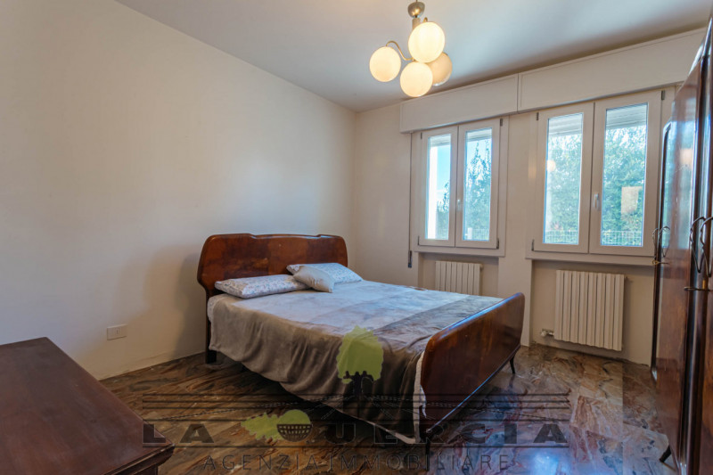 Immobile sito in Comune di Tribano, sviluppato su due livelli fuori terra e con
scoperto esclusiv...