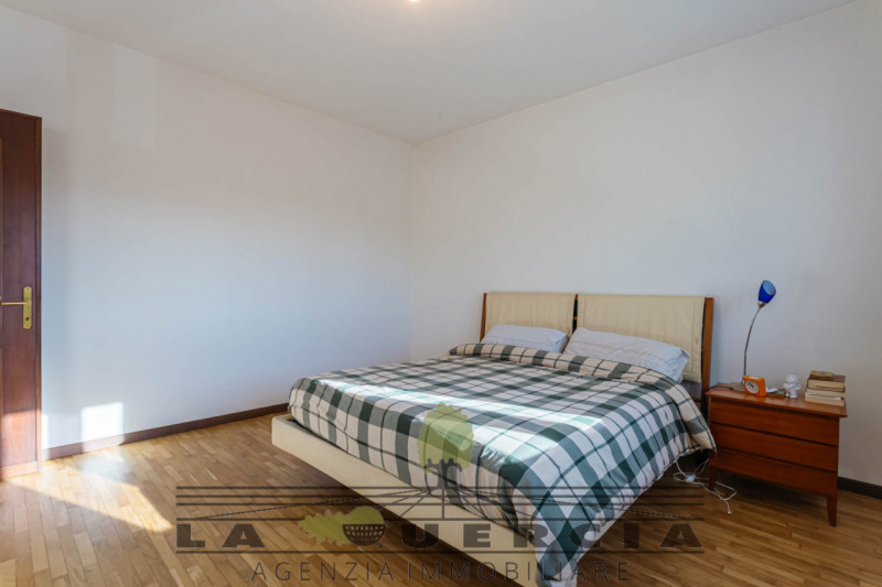 Immobile sito in Comune di Tribano, sviluppato su due livelli fuori terra e con
scoperto esclusiv...