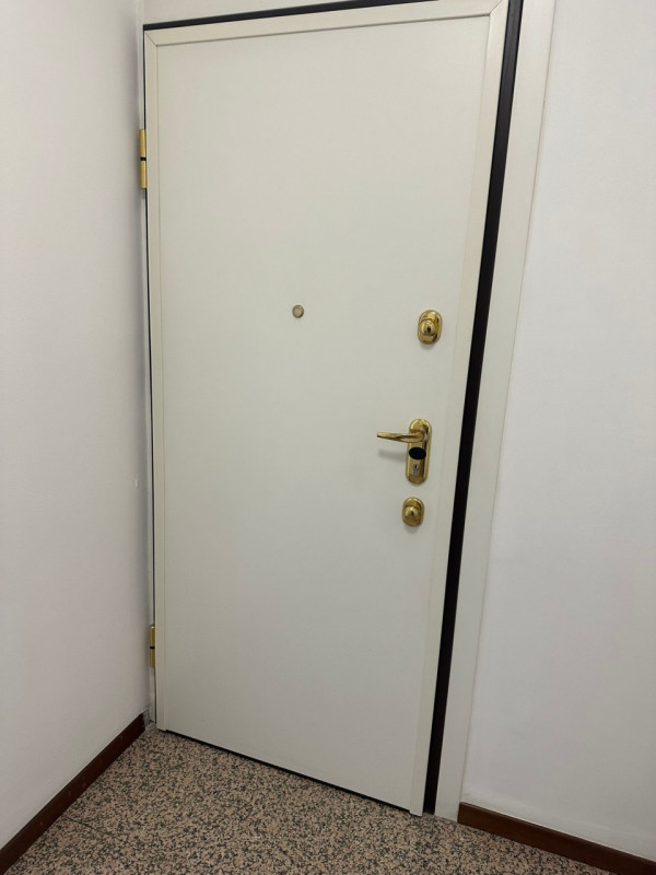 MESTRE- CORSO DEL POPOLO - propiniamo in vendita appartamento di ampia metratura all'ottavo piano...