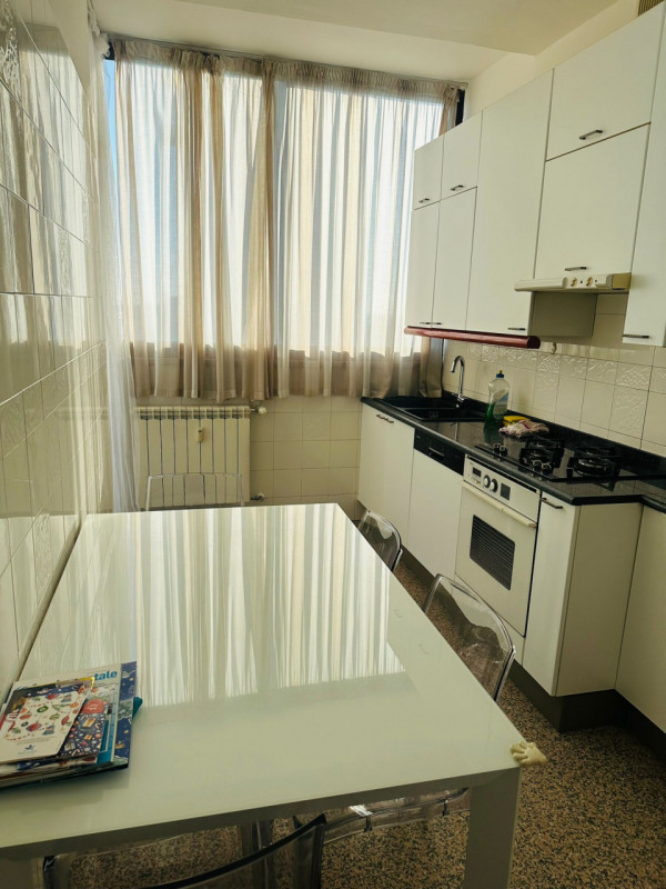 MESTRE- CORSO DEL POPOLO - propiniamo in vendita appartamento di ampia metratura all'ottavo piano...