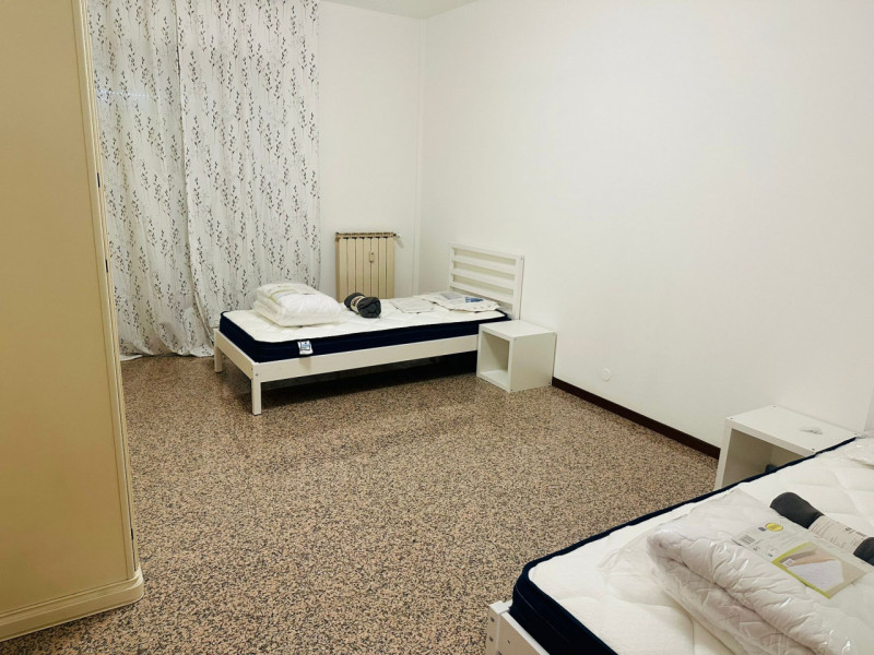 MESTRE- CORSO DEL POPOLO - propiniamo in vendita appartamento di ampia metratura all'ottavo piano...