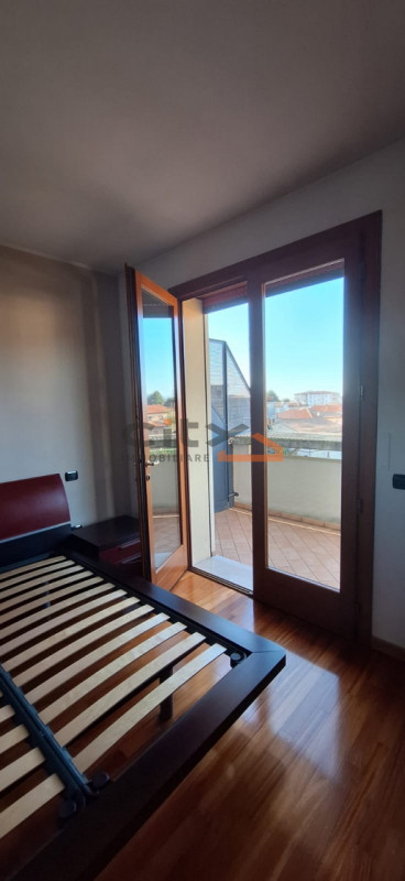 Bassano del Grappa - Quartier San Vito proponiamo APPARTAMENTO ARREDATO all'ultimo piano di uno s...