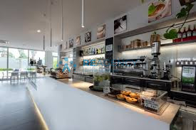 Bassano del Grappa
Tabaccheria bar, lungo statale per Cittadella, grande traffico, importante pun...