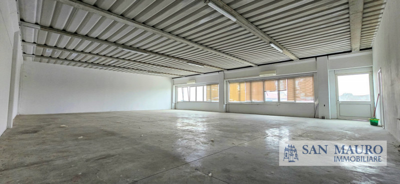 MONTICELLO CONTE OTTO: Nella zona industriale di Monticello Conte Otto area dedicata alle attivit...